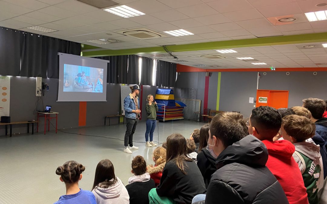 Nos collégiens de 4ème ont vécu un temps fort de Pâques et ce fut un moment très intense.