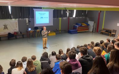 Les élèves de 4ème ont rencontré M Pouillevet, délégué général pour le jumelage Lyon-Antélias